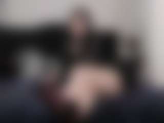 Live cam show with AmyAloqua - Skinny MILF on nudelive.tv