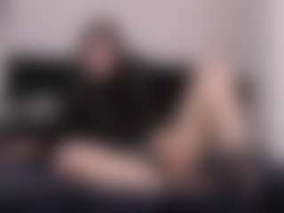 Live cam show with AmyAloqua - Goth on Camsoda