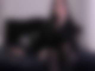 AmyAloqua MILF webcam performer live streaming