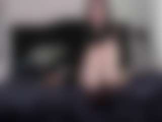 Live cam show with AmyAloqua - Butt Plug on madthumbs