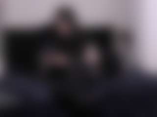 AmyAloqua MILF webcam performer live streaming