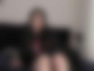 Live cam show with AmyAloqua - Fetish MILF on Camsoda