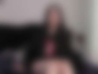 Live cam show with AmyAloqua - Spankass on Camsoda