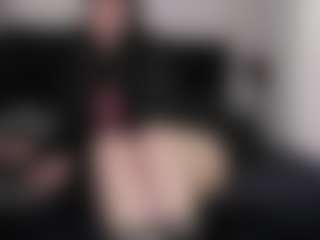 Live cam show with AmyAloqua - Goth on Camsoda