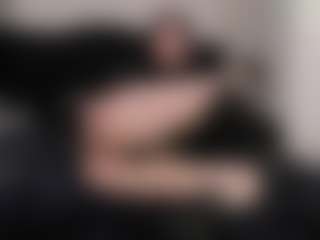 Live cam show with AmyAloqua - Skinny on Pornisteam.com