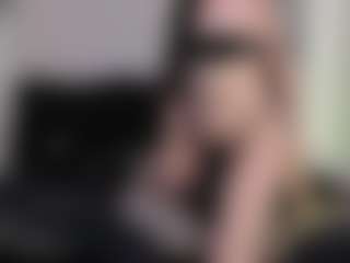 Live cam show with AmyAloqua - Shaved Pussy on Camsoda
