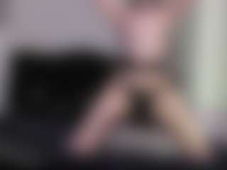Live cam show with AmyAloqua - Latina on Camsoda | colombia
