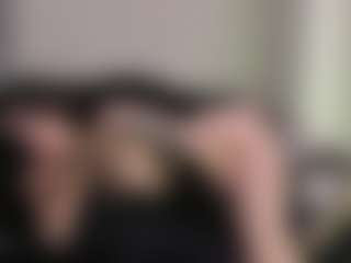 Live cam show with AmyAloqua - Oil on Camsoda