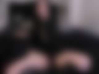 Live cam show with AmyAloqua - Facial Piercings on CSO-WL