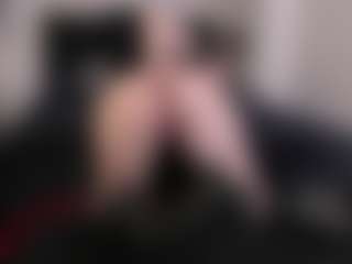 Live cam show with AmyAloqua - Facial Piercings on Camsoda
