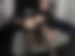 AmyAloqua MILF webcam performer live streaming