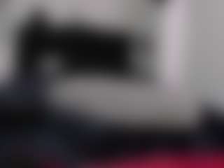 Show de cam en vivo con AmyAloqua - Petite en Camsoda