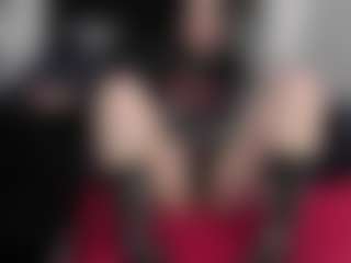 Live cam show with AmyAloqua - Sexwebcam on Milfs Live