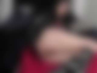 Live cam show with AmyAloqua - Spankass on Hubzter Live