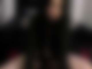 Live cam show with AmyAloqua - Fingers on CamClone