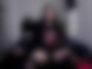 AmyAloqua's Live Sex Cam Show