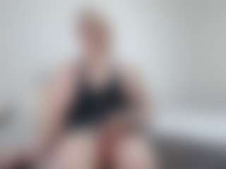 Live cam show with Anna-Stellari - Grey Eyes on Streamer API