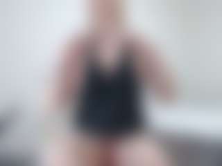 Live cam show with Anna-Stellari - Public on sexylive.show