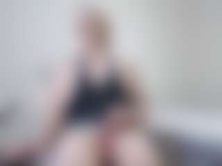 Live cam show with Anna-Stellari - Toys Middle Aged on livesuperchat.net