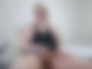 Live cam show with Anna-Stellari - Blonde Hair on Cam Slut