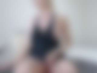 Live cam show with Anna-Stellari - Big Tits on Mixed Magazine Live