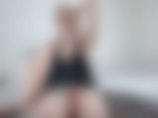 Live cam show with Anna-Stellari - Curvy Middle Aged on Taboo Cams XXX