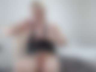 Live cam show with Anna-Stellari - Blue Eyes on Camsoda