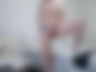 Live cam show with Anna-Stellari - Blue Eyes on Camsoda