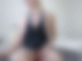 Live cam show with Anna-Stellari - Blonde Hair MILF on galaxygirlnitro.com