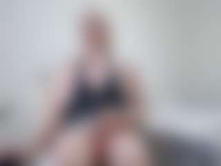 Live cam show with Anna-Stellari - Grey Eyes on Cam Slut