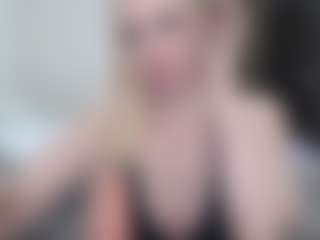Live cam show with Anna-Stellari - Foot Fetish Blonde Hair on camwithhim.com