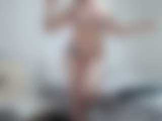 Live cam show with Anna-Stellari - Big Nipples on StripNow