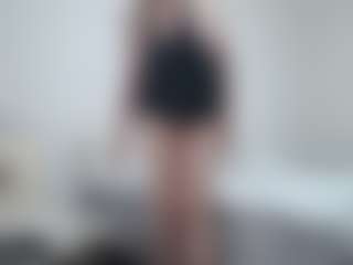 Live cam show with Anna-Stellari - Blonde Hair Middle Aged on livesexfox.com