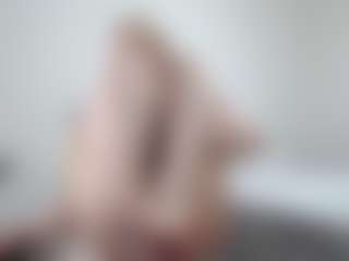 Live cam show with Anna-Stellari - Middle Aged on Camsoda