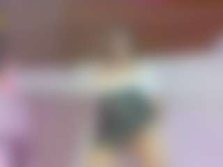 Live cam show with beatriix - Small Tits on Camsoda
