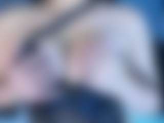 Live cam show with MiaCollson - Public on Dolls Live