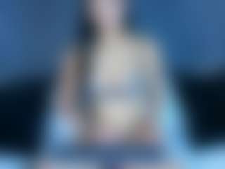 Live cam show with MiaCollson - Oil on Instabang