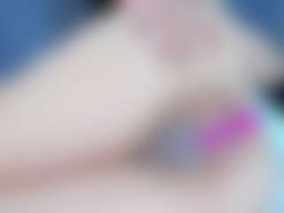 Live cam show with MiaCollson - Control on Camsoda