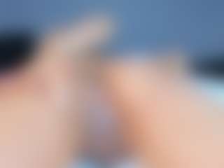 MiaCollson's Live Sex Cam Show