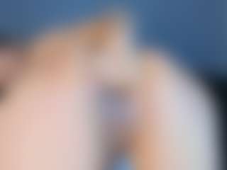 MiaCollson's Live Sex Cam Show