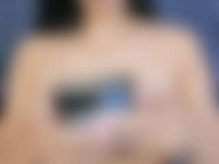 Live cam show with MiaCollson - Butt Plug on eurowanks.com