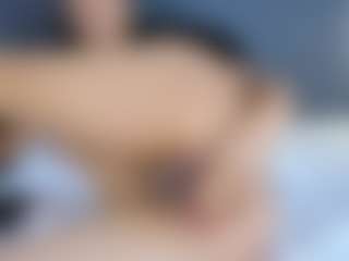 MiaCollson's Live Sex Cam Show
