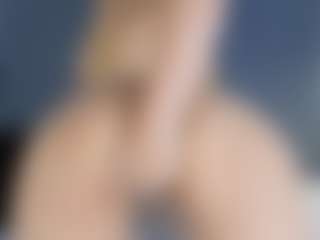 MiaCollson's Live Sex Cam Show