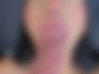 MiaCollson's Live Sex Cam Show