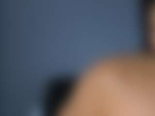 Live cam show with MiaCollson - Butt Plug on slutload