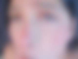 MiaCollson's Live Sex Cam Show