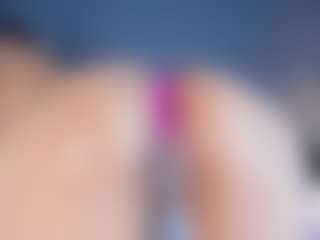 MiaCollson's Live Sex Cam Show