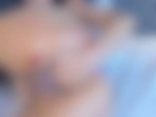 MiaCollson's Live Sex Cam Show