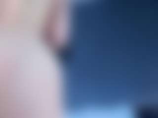 Live cam show with MiaCollson - Fuck on CSO-WL