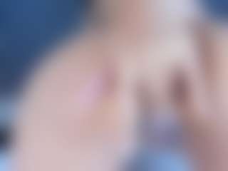 MiaCollson's Live Sex Cam Show